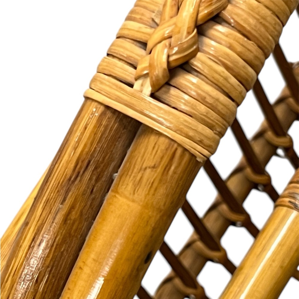 VINTAGE RATTAN BAMBOO MAGAZINE RACK - Picture 10 of 11